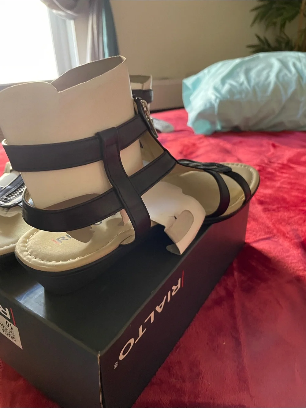 Rialto Black and White Zip-Strap women Sandals